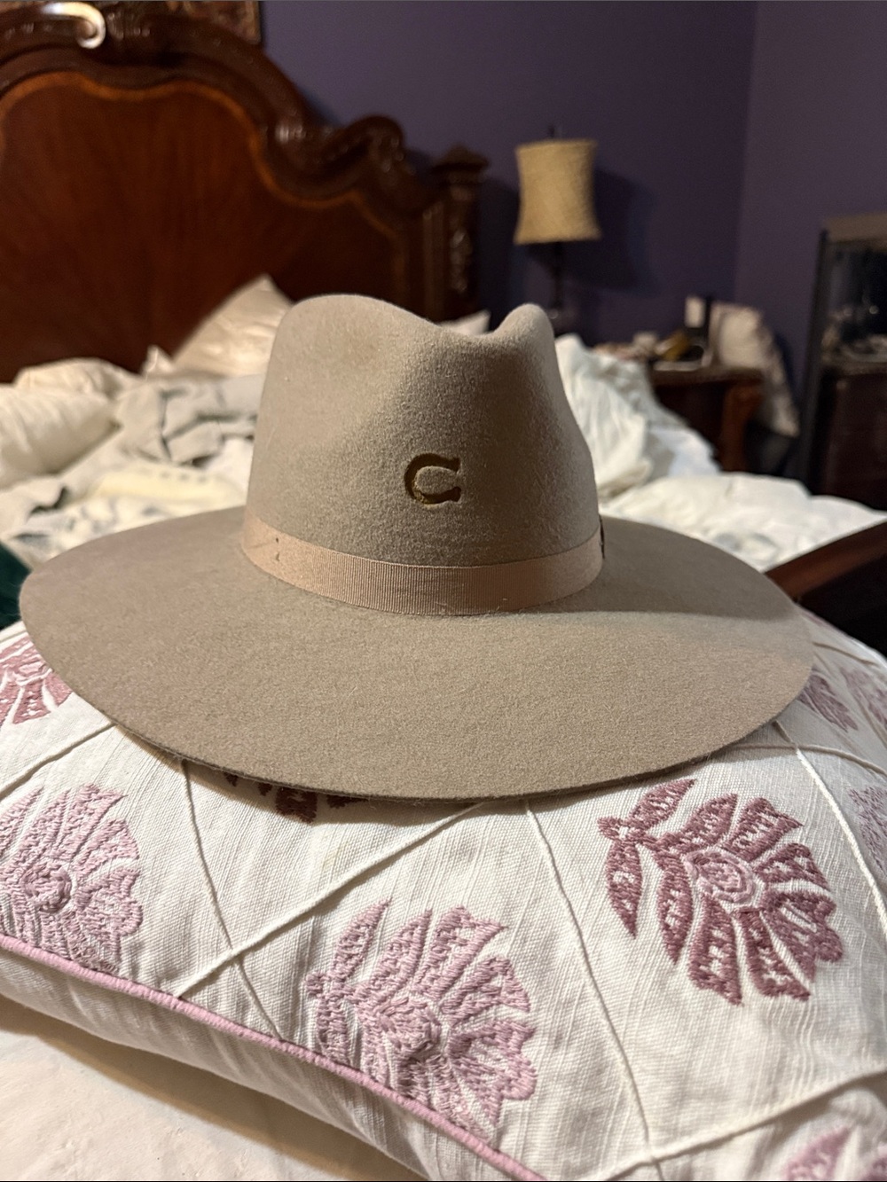 Desert Drifter Fashion Hat 
Charlie 1 Horse